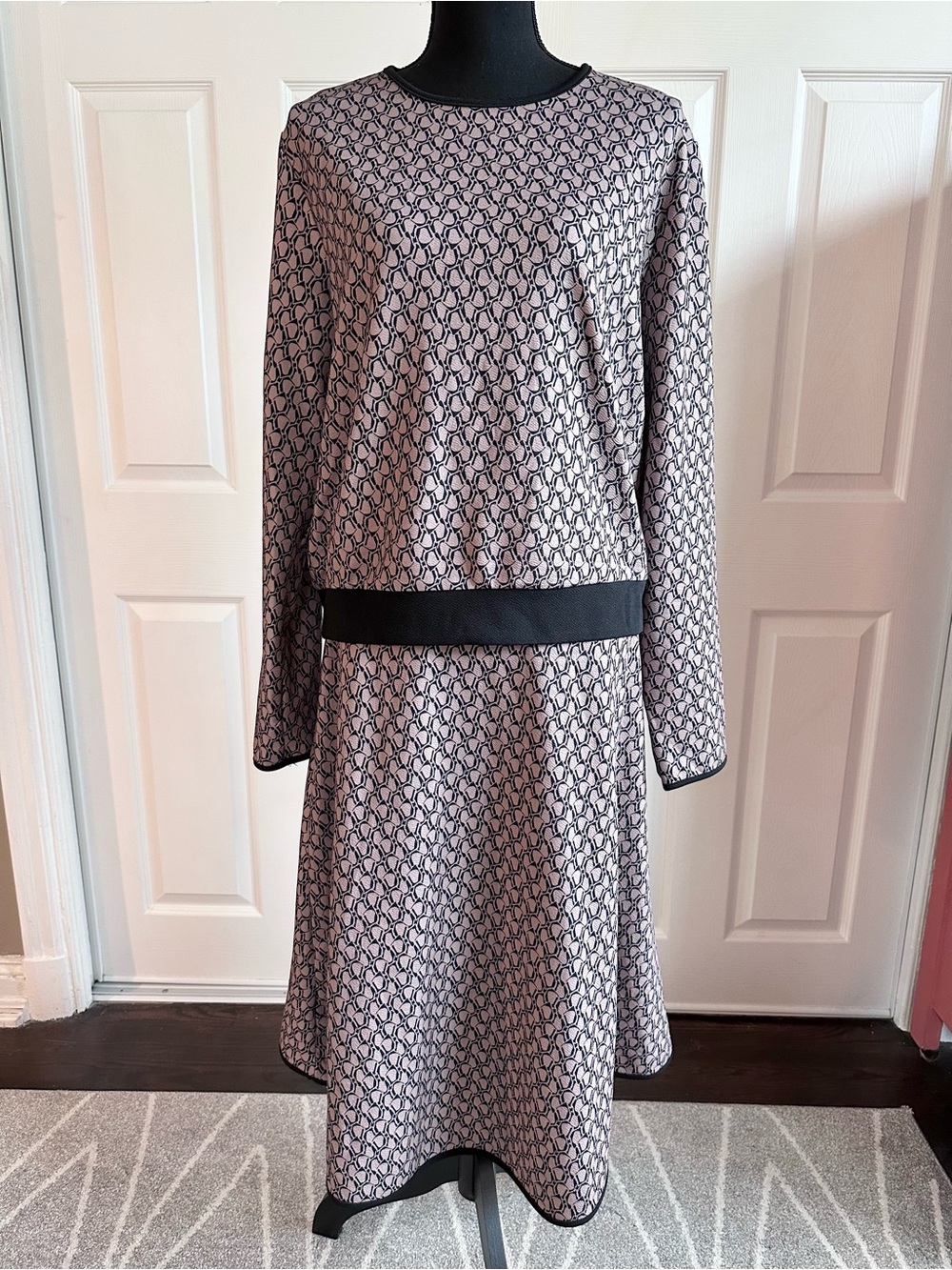 SHEIN Black and Teal Stretch Long Sleeve Top and Midi Pull-on Skirt Set